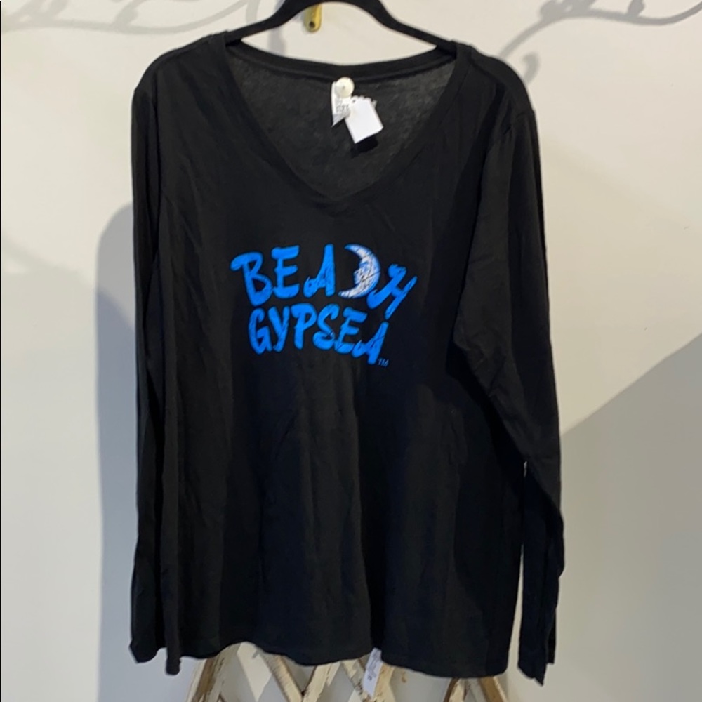 V-neck longsleeve tees